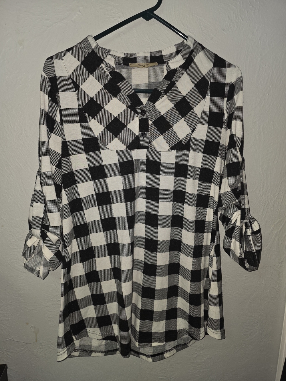 Women’s Black & White Buffalo Plaid Button-Front Tunic